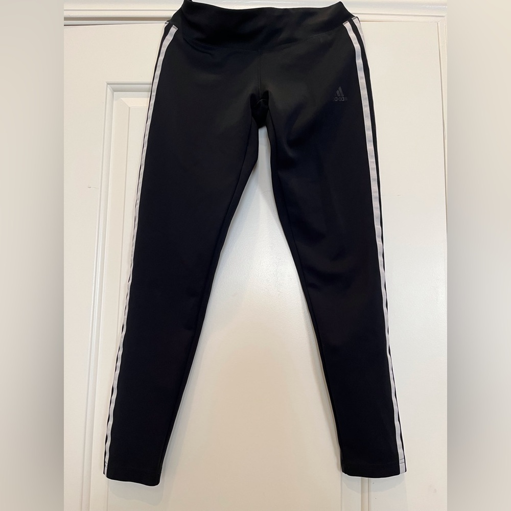Adidas 3-stripes black and white 7/8th high rise leggings (size S)